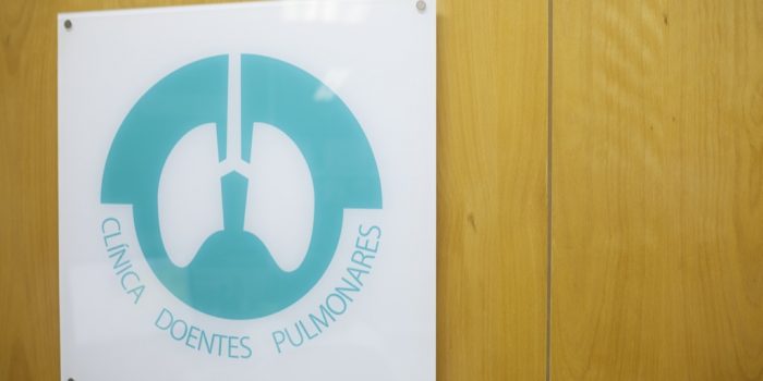 Venha conhecer a nossa equipa e os nossos serviços - Exames - Espirometria e provas funcionais respiratórias